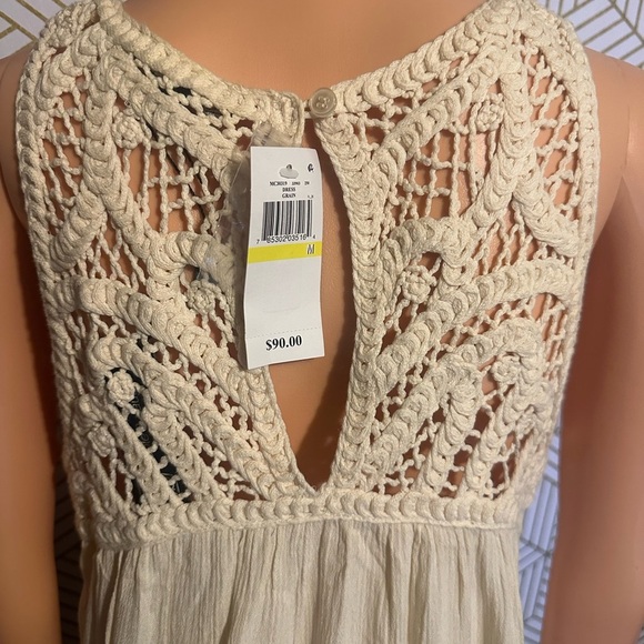 Cream Crochet Detail Sleeveless Dress - Picture 3 of 5